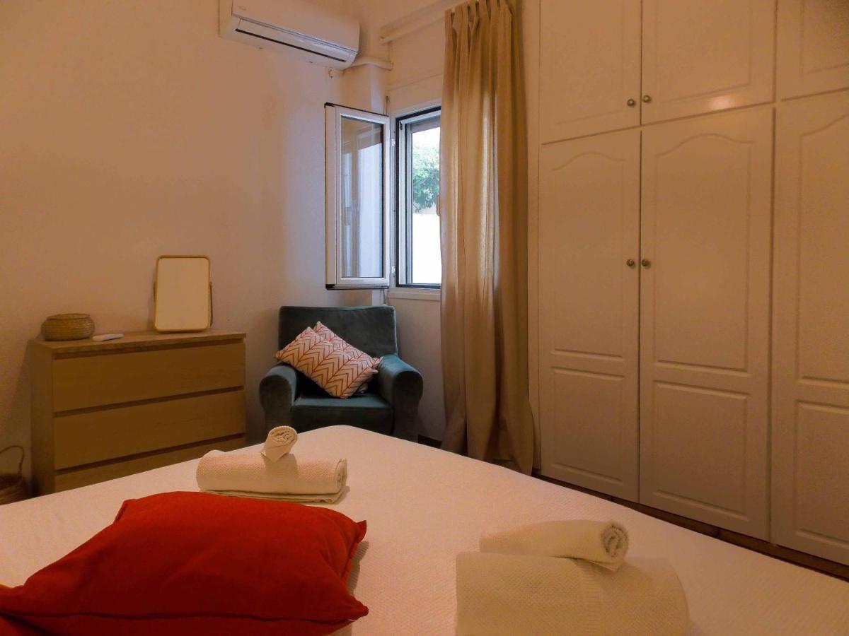 Cozy Plaka Apartment Athena Bagian luar foto