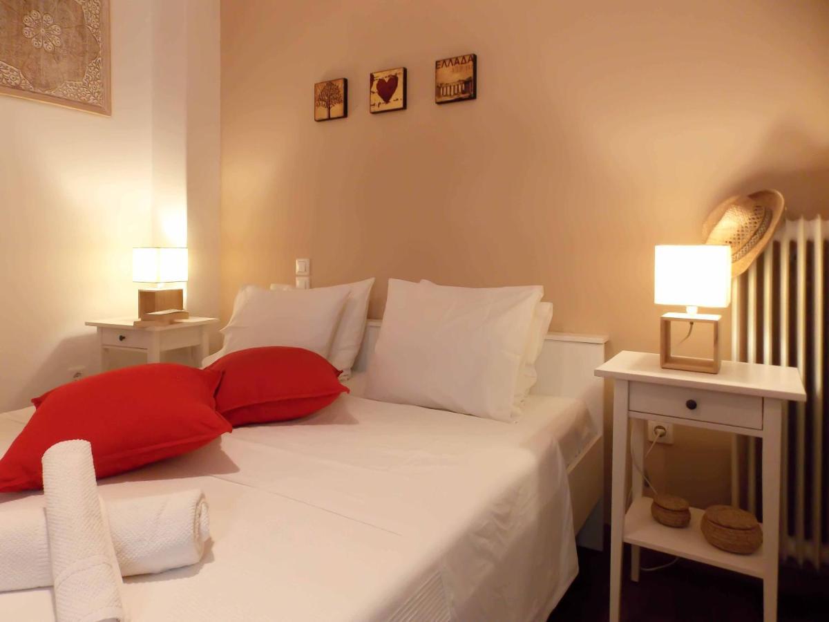 Cozy Plaka Apartment Athena Bagian luar foto