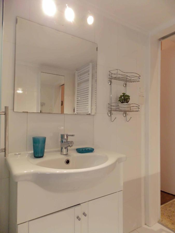 Cozy Plaka Apartment Athena Bagian luar foto