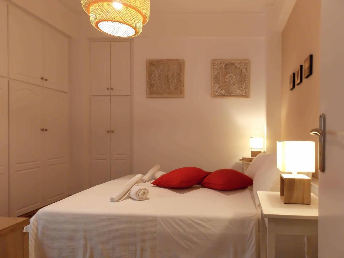 Cozy Plaka Apartment Athena Bagian luar foto